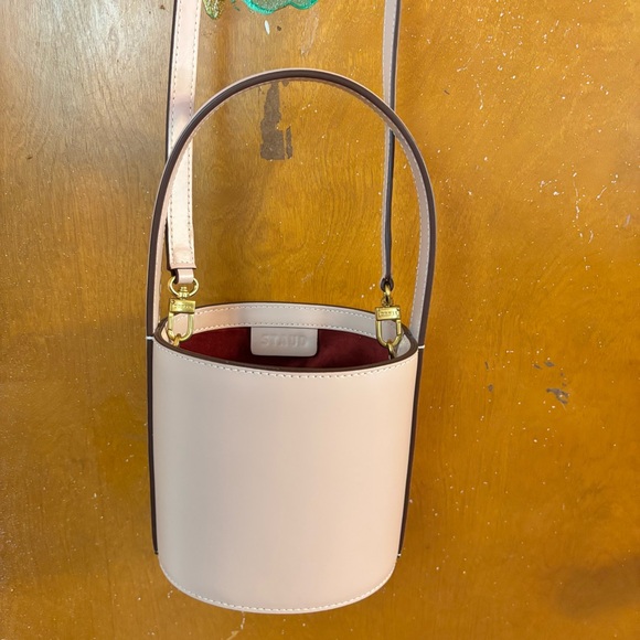 Staud Bucket bag.  Bissett  pale dusty pink leather - Picture 8 of 10